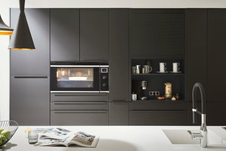 Stormer Matt Black Kitchen | My Kitchen Specialist