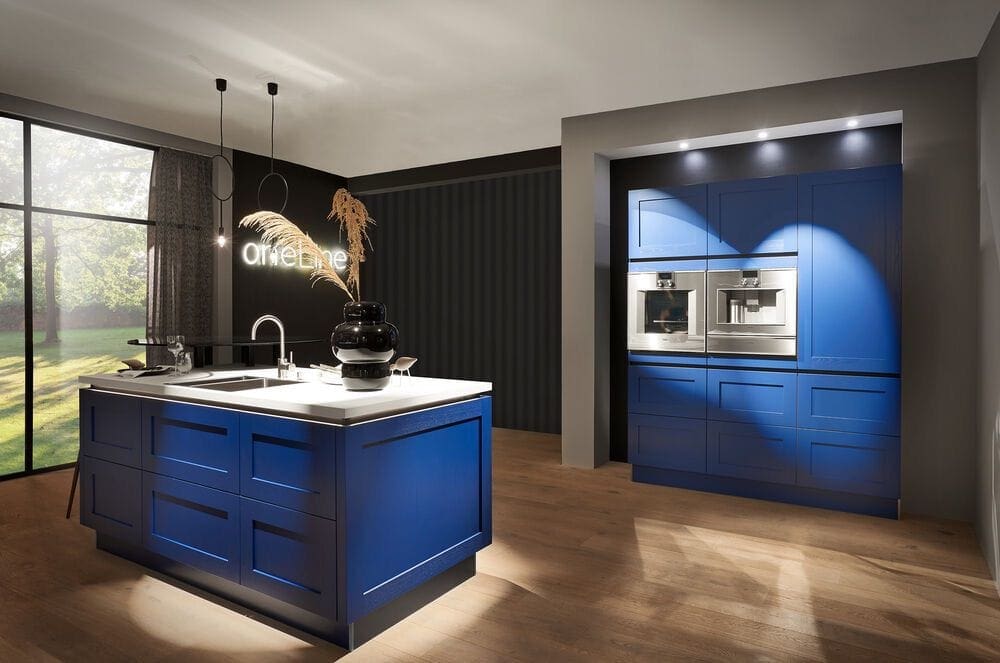 Shaker Handleless Kitchen In Sapphire Blue | My Kitchen Specialist